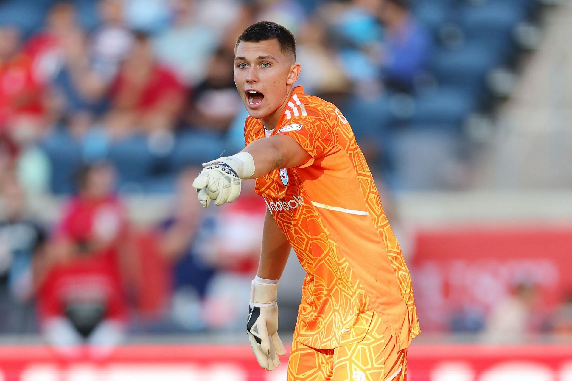 Gabriel Slonina will be hoping to impress Chelsea head coach Mauricio Pochettino